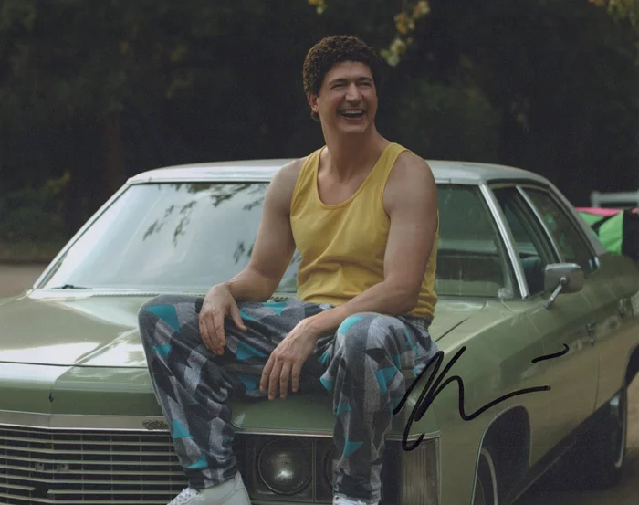 Ken Marino autograph