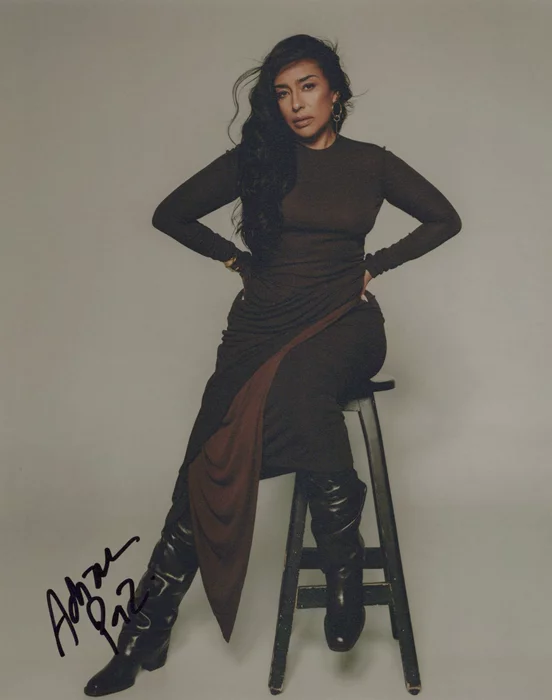 Adriana Paz autograph