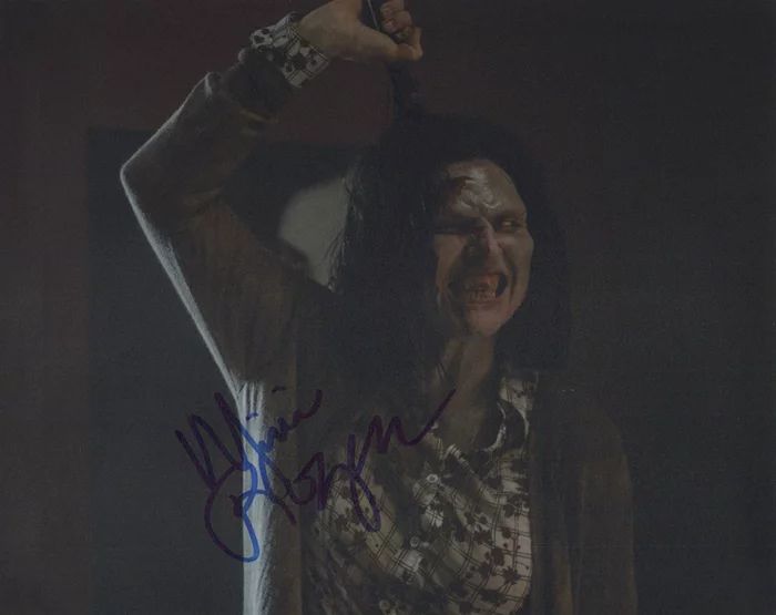 Mimi Rogers autograph