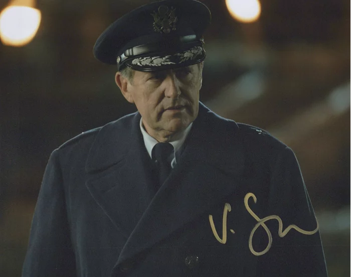 Victor Slezak autograph