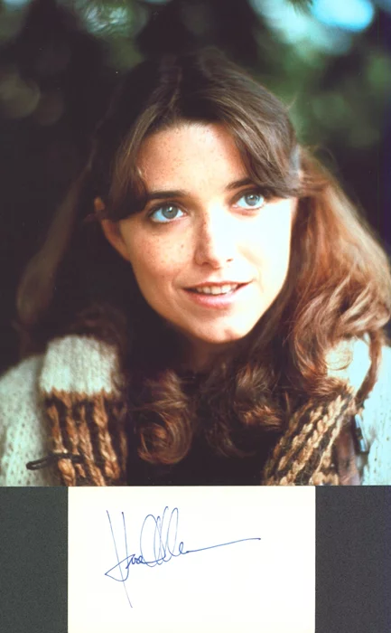 Karen Allen autograph