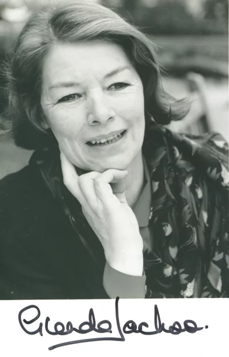 Glenda Jackson autograph
