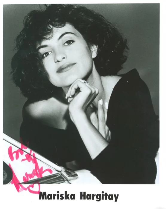 Mariska Hargitay autograph