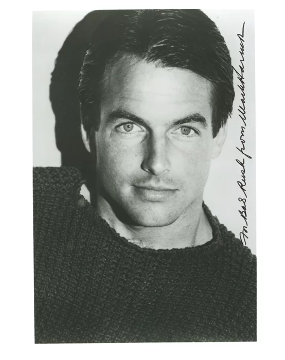 Mark Harmon autograph