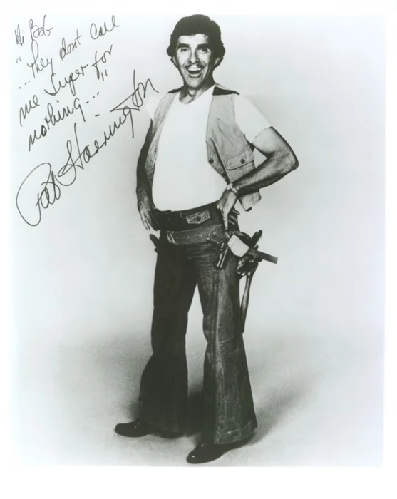 Pat Harrington autograph