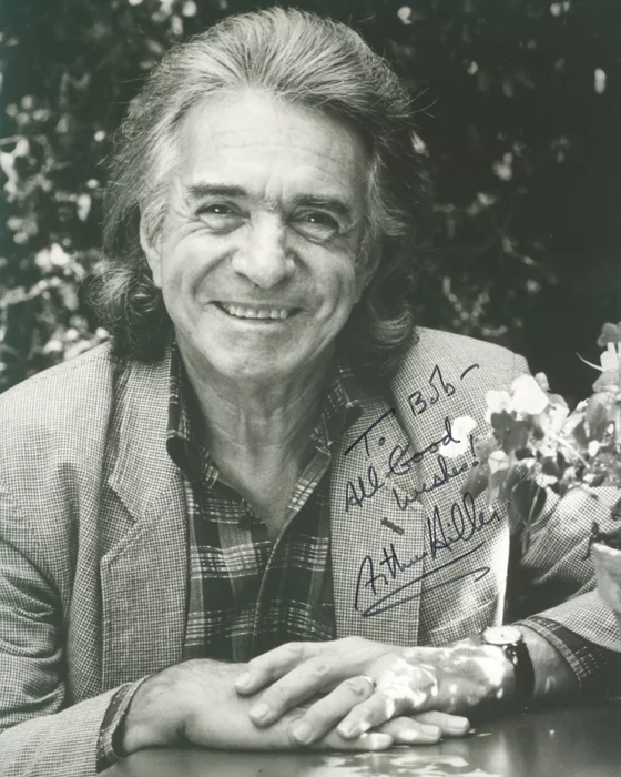 Arthur Hiller autograph