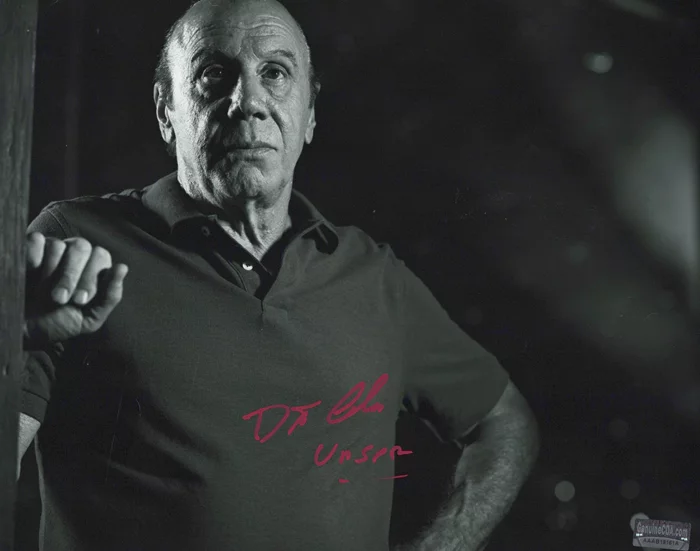 Dayton Callie autograph