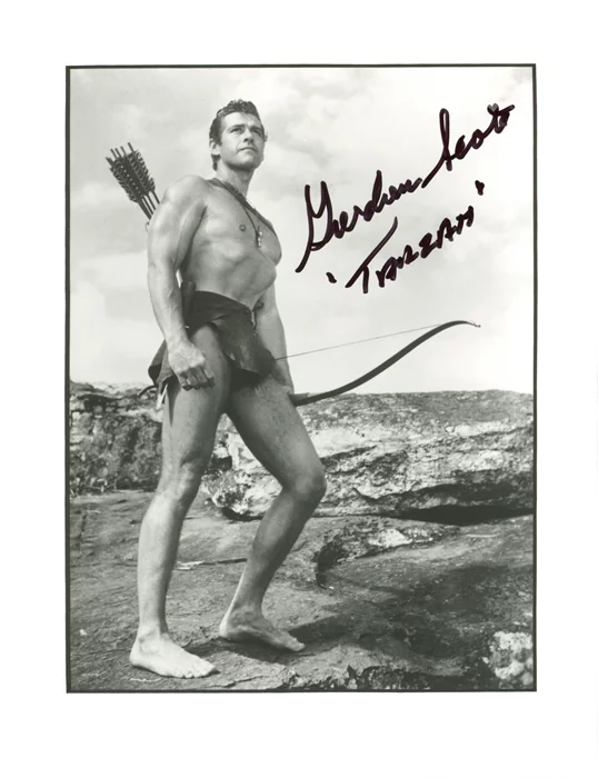 Gordon Scott autograph
