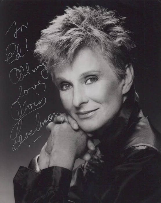 Cloris Leachman autograph