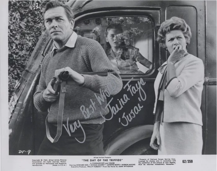 Janina Faye autograph
