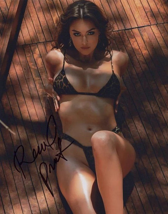 Rachel Pizzolato autograph