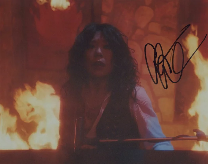 Ali Ahn autograph
