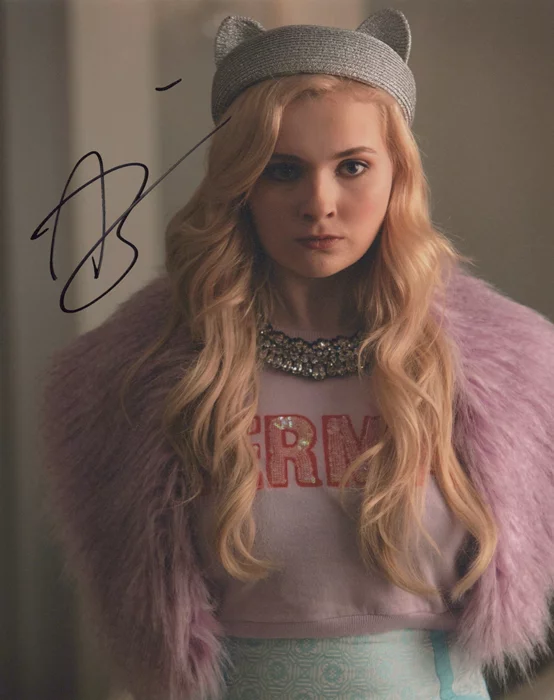 Abigail Breslin autograph
