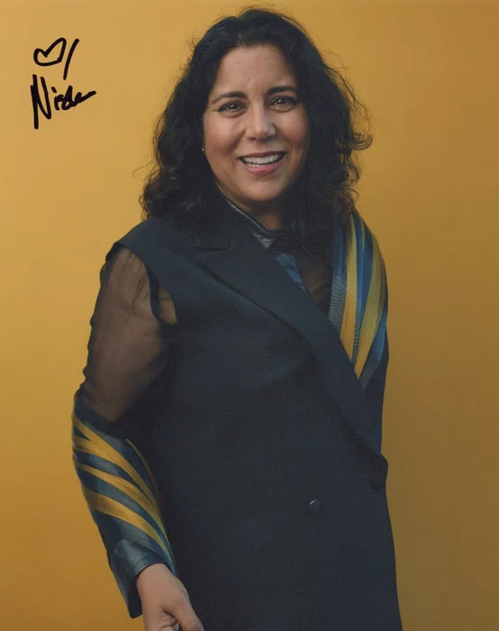 Nisha Ganatra autograph