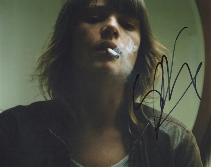 Eleonore Hendricks autograph