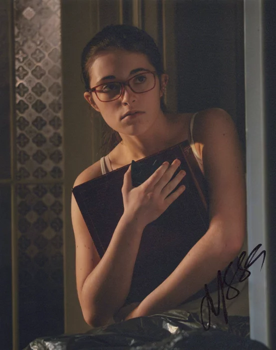 Alyssa Marvin autograph