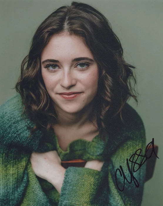 Alyssa Marvin autograph