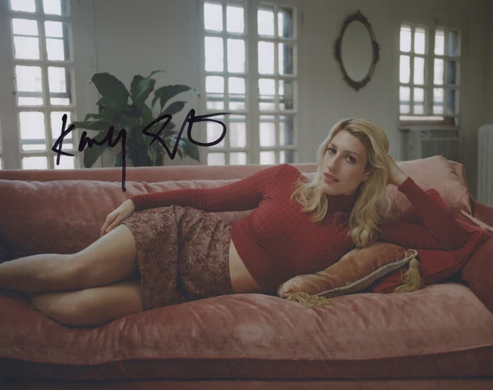 Karley Sciortino autograph