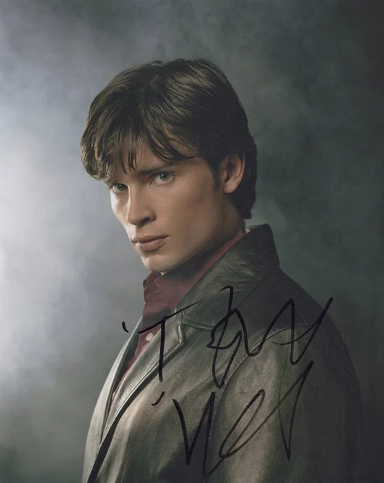 Tom Welling autograph