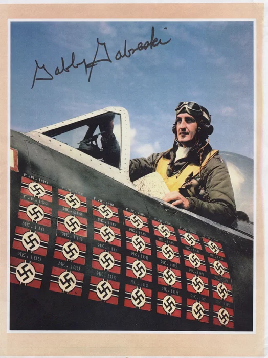Gabby Gabreski autograph
