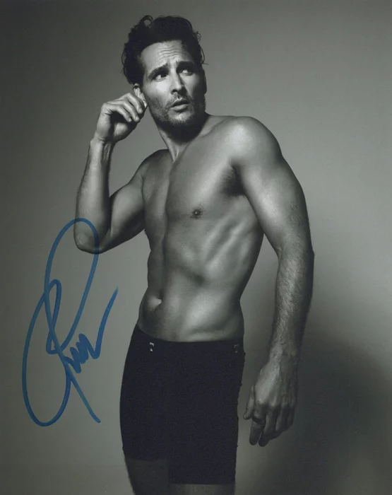 Peter Facinelli autograph