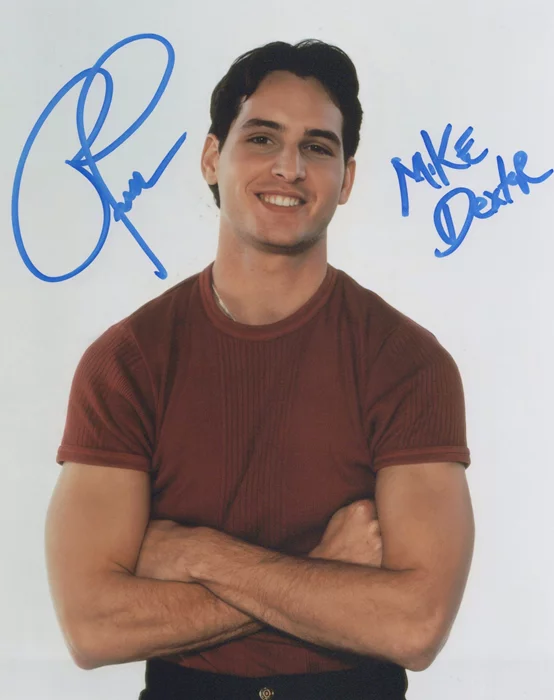 Peter Facinelli autograph