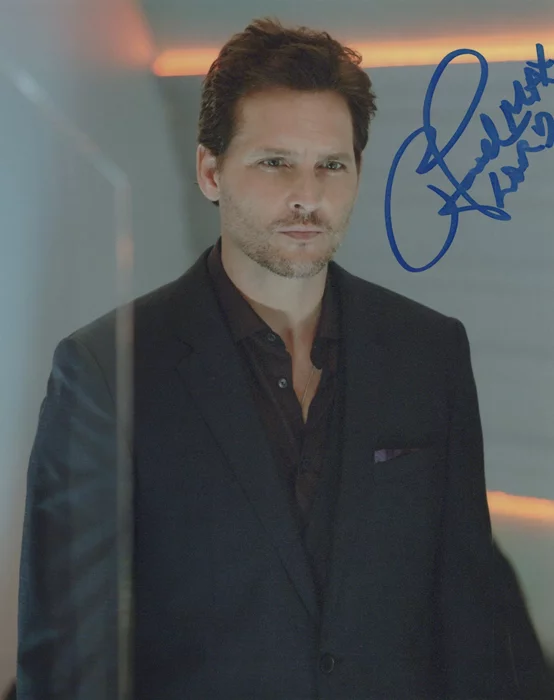 Peter Facinelli autograph