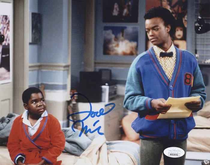 Todd Bridges autograph