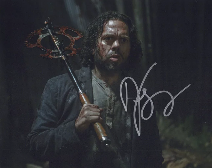Dan Fogler autograph