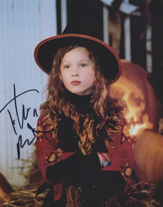 Thora Birch autograph