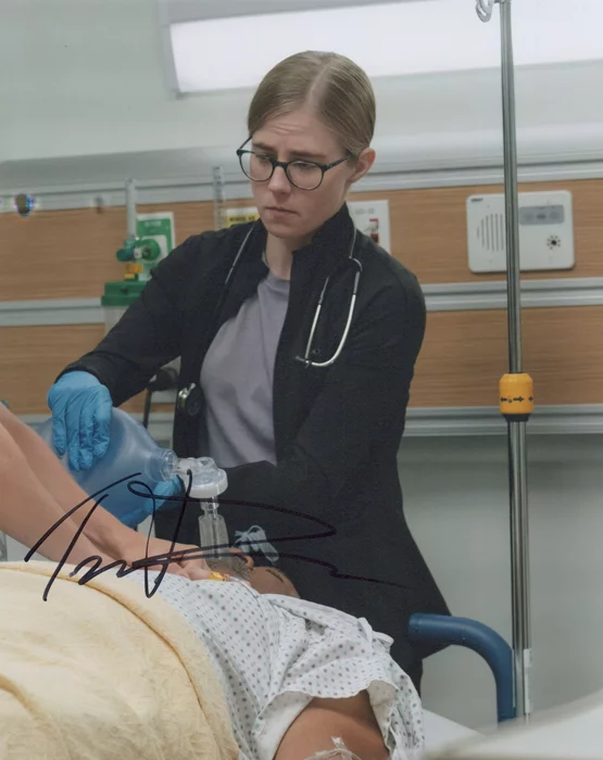 Taylor Dearden autograph