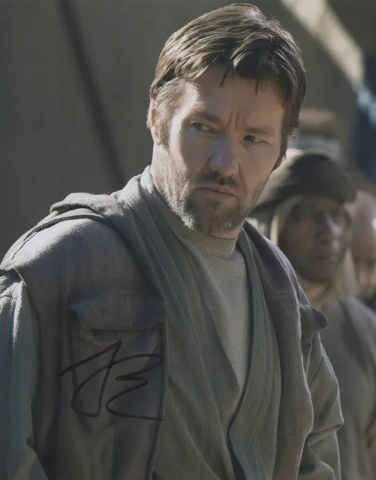 Joel Edgerton autograph