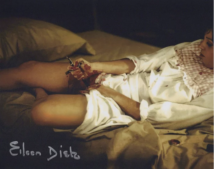 Eileen Dietz autograph