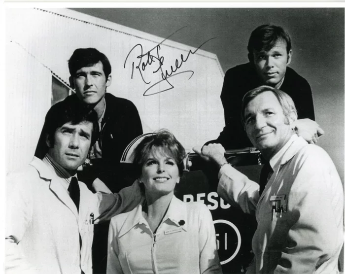 Robert Fuller autograph