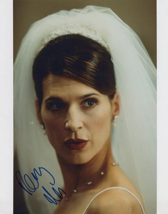 Perrey Reeves autograph
