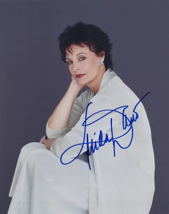 Linda Dano autograph