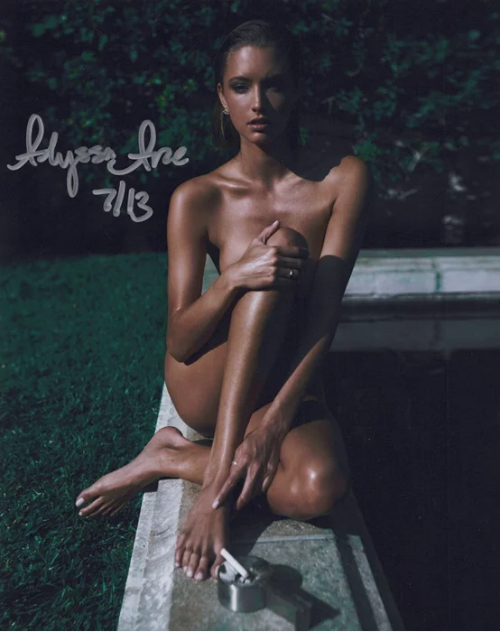 Alyssa Arce autograph