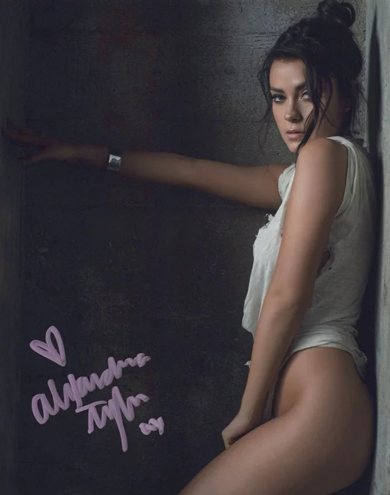 Alexandra Tyler autograph