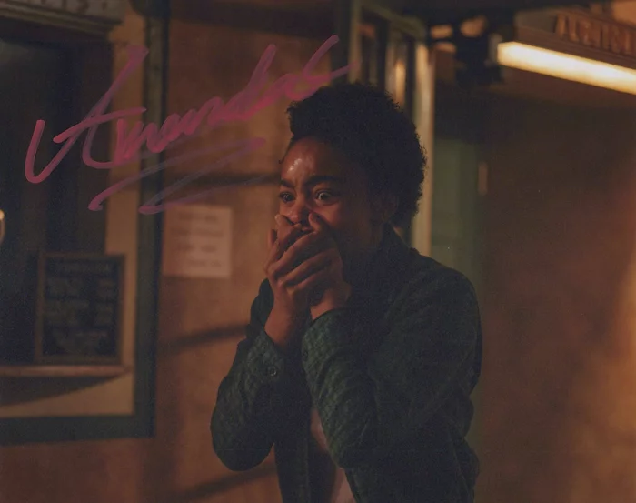 Amanda Christine autograph
