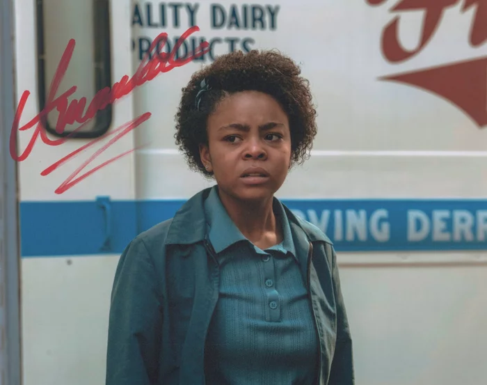 Amanda Christine autograph