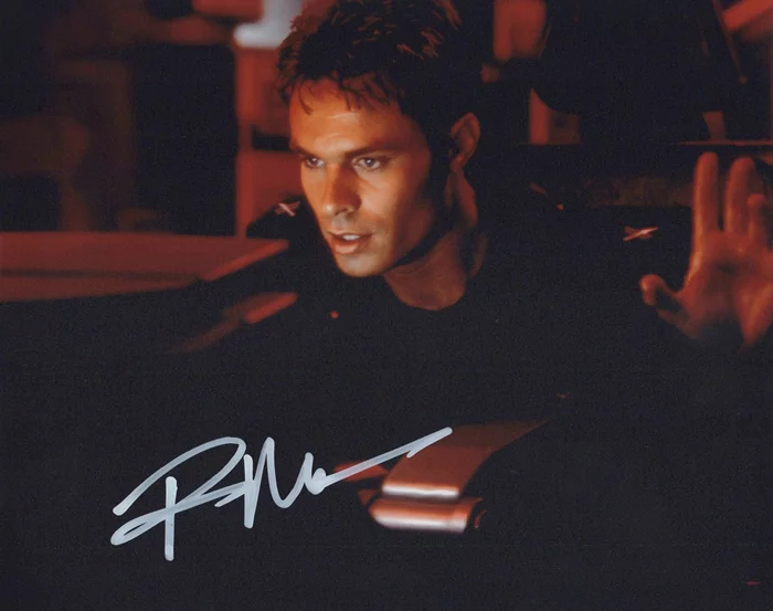 Patrick Muldoon autograph