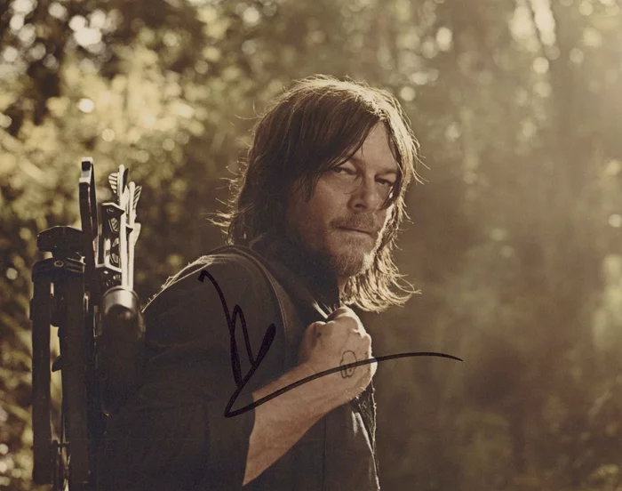 Norman Reedus autograph