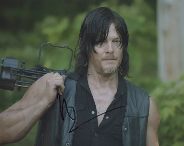 Norman Reedus autograph