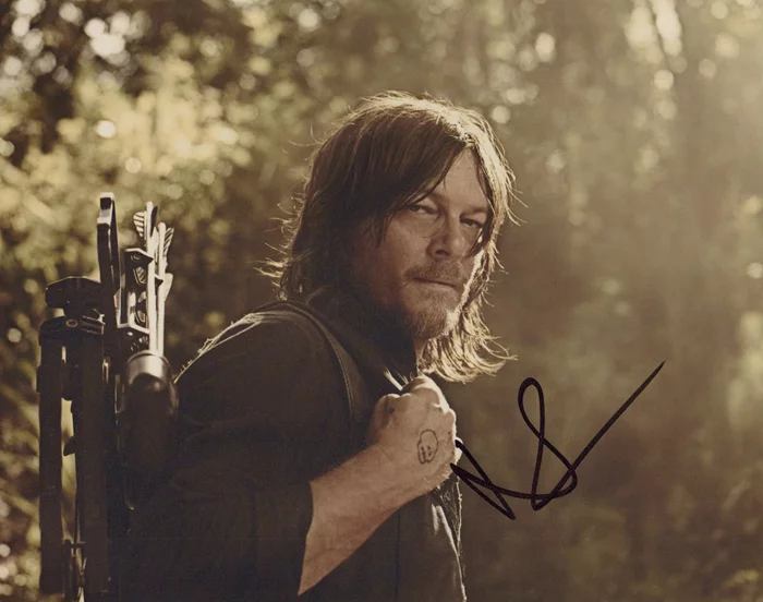 Norman Reedus autograph
