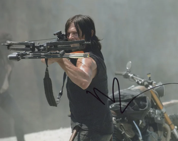 Norman Reedus autograph