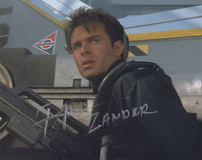 Patrick Muldoon autograph