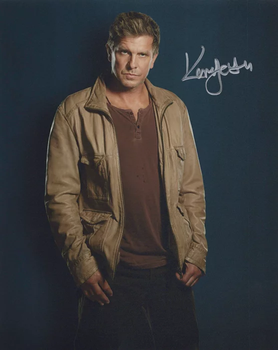 Kenneth Johnson autograph