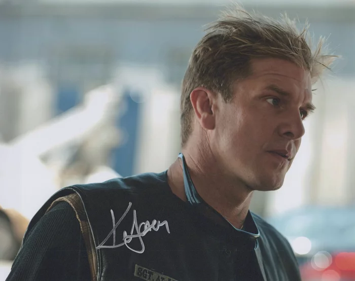 Kenneth Johnson autograph