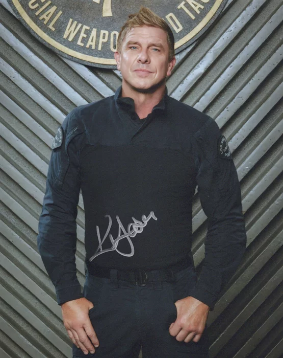 Kenneth Johnson autograph