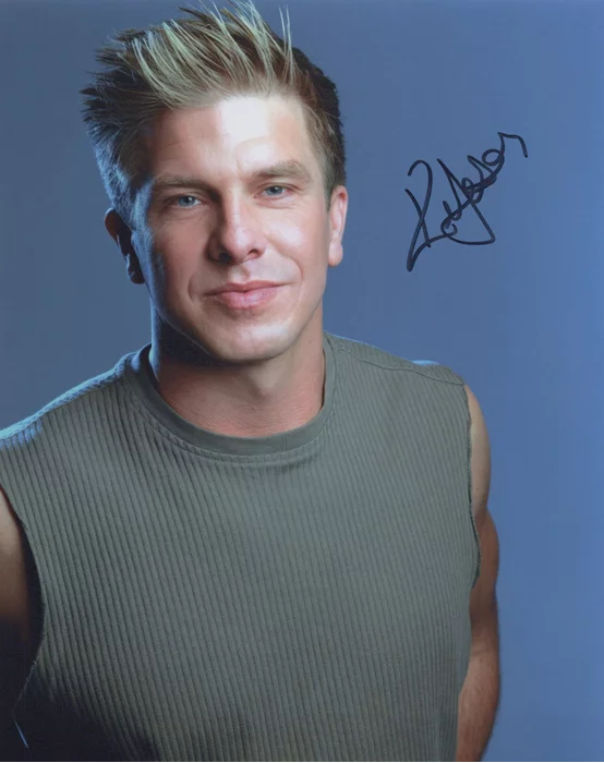 Kenneth Johnson autograph